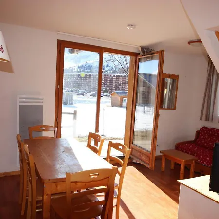 Chalet Mitoyen 3 Pieces 6 Pers. Avec Terrasse - Le Hameau Du Puy, - Fr-1-504-450