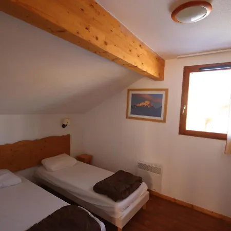 Mitoyen 3 Pieces 6 Pers. Avec Terrasse - Le Hameau Du Puy, - Fr-1-504-450 SuperDevoluy
